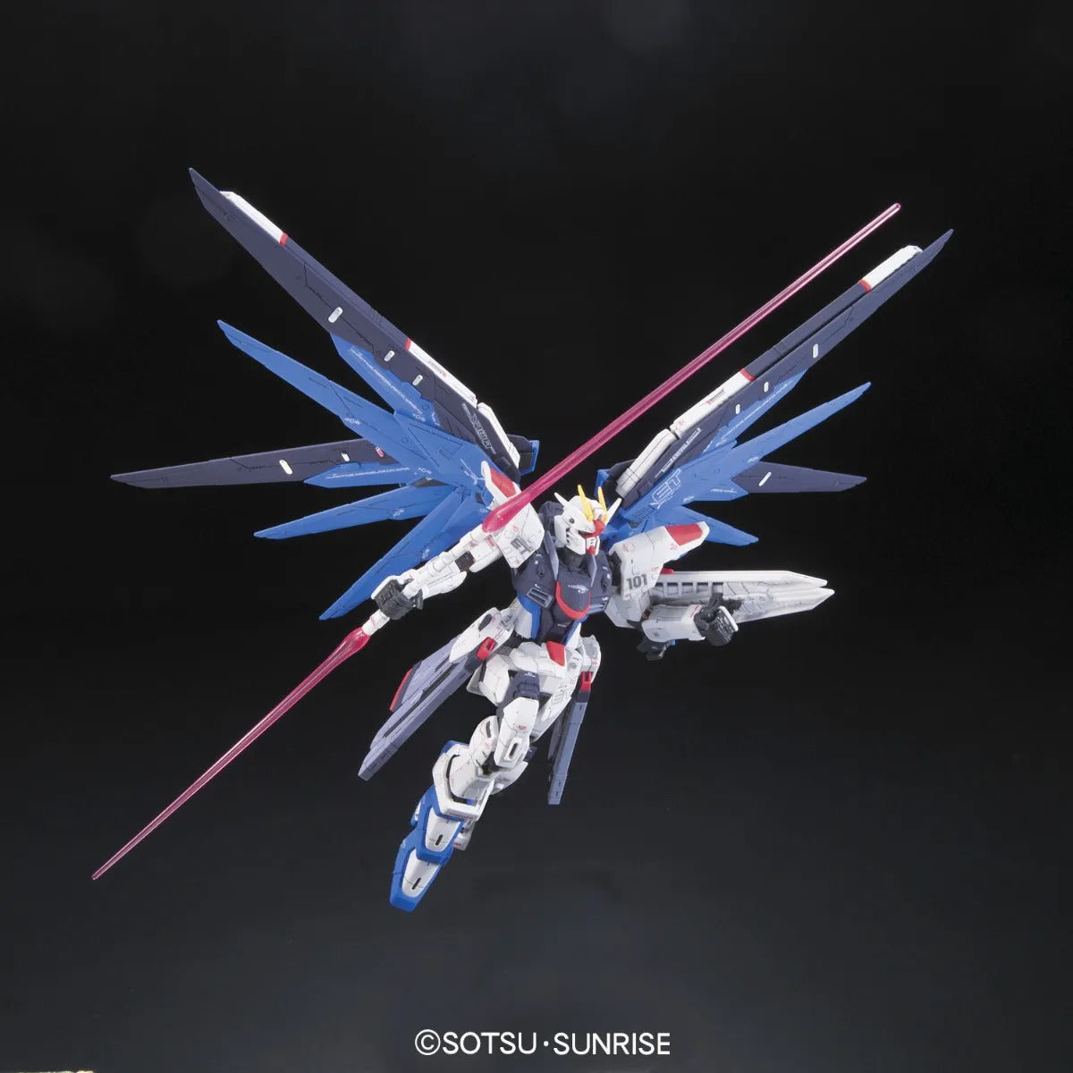 Bandai RG 1/144 ZGMF-X10A Freedom Gundam Model Kit