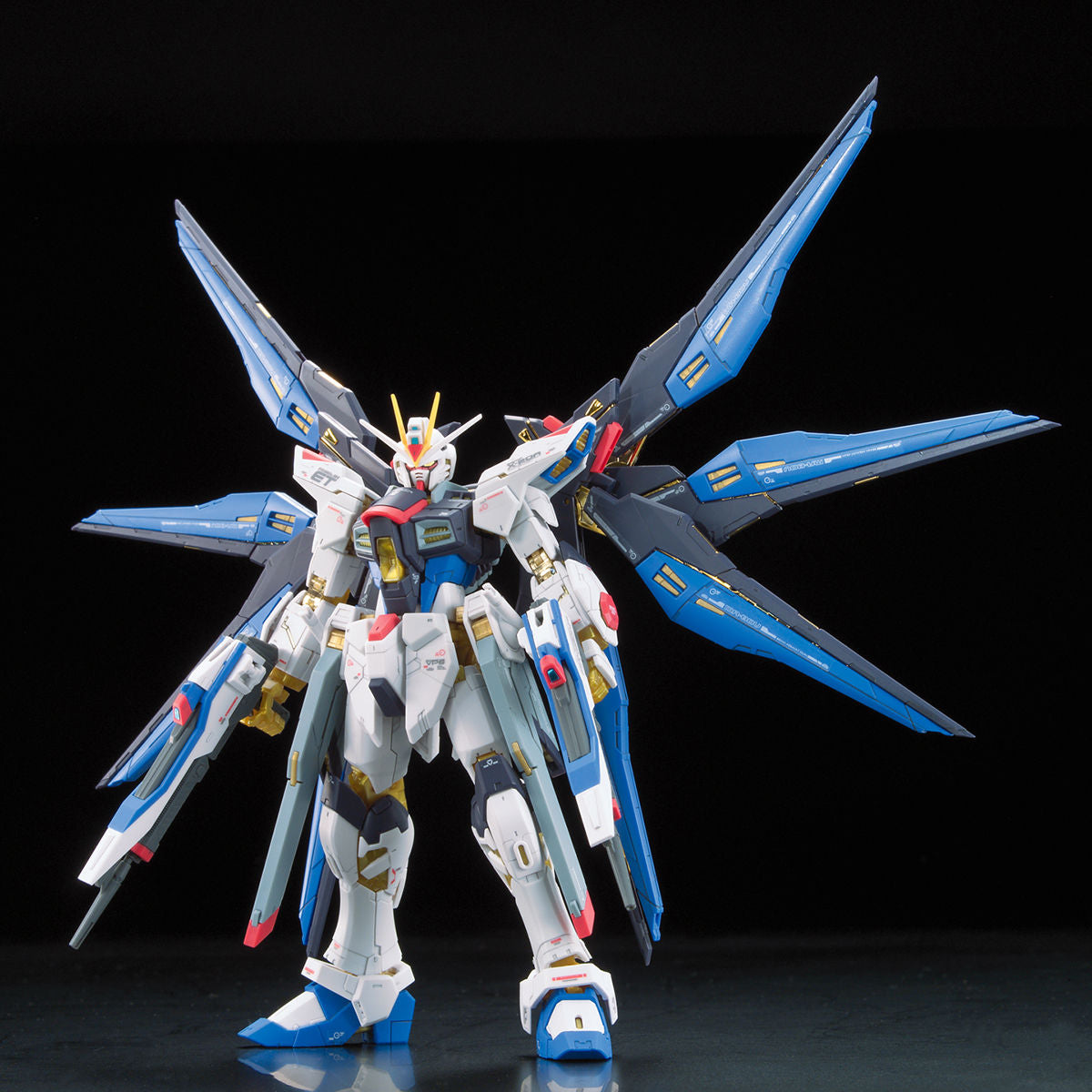 Bandai RG 1/144 ZGMF-X20A Strike Freedom Gundam Model Kit