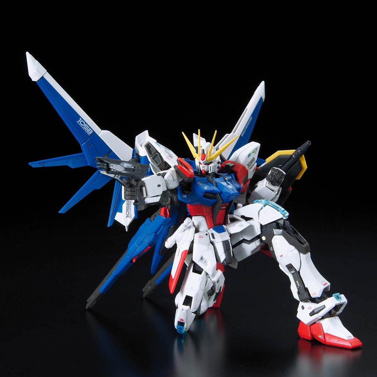 BAS2340121 Bandai RG 1/144 GAT-X105B/FP Build Strike Gundam Full Package Model Kit 4573102630841