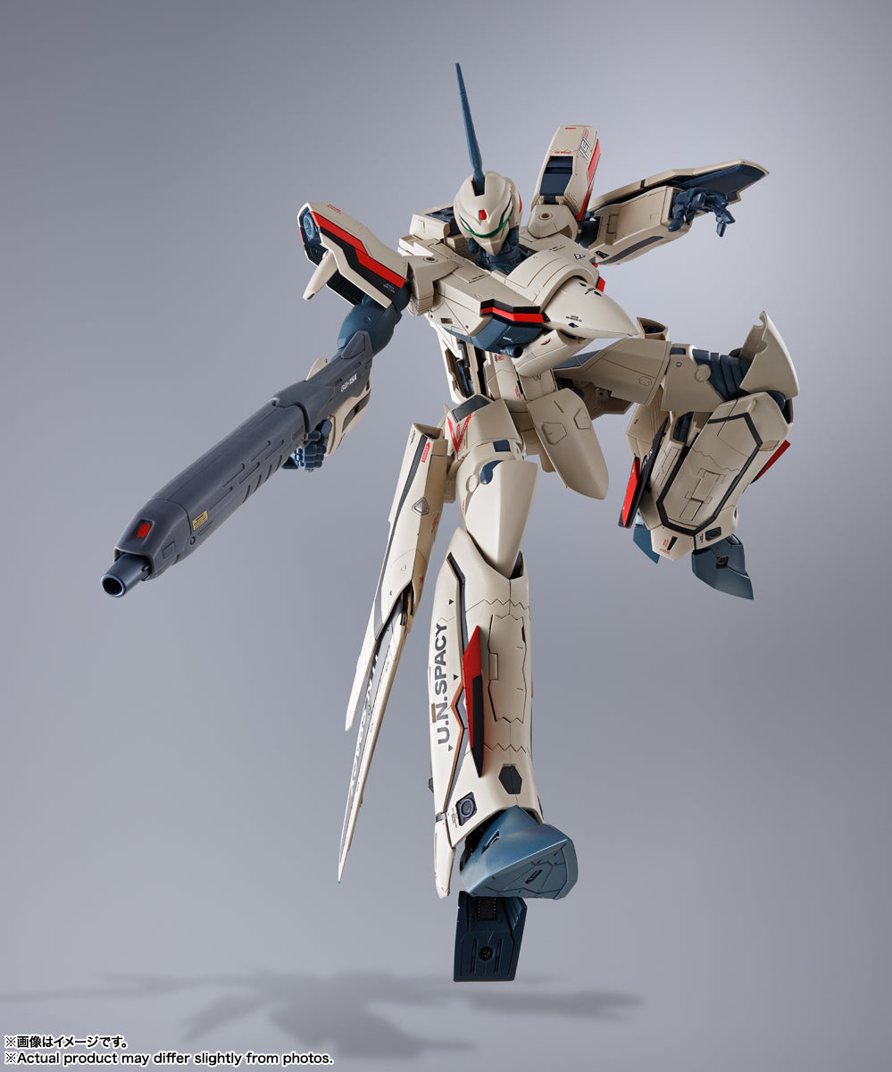 BAS65515 Bandai Tamashii Nation DX Chogokin YF-19 Excalibur (Isamu Alva Dyson USE) Action Figure 4573102655158