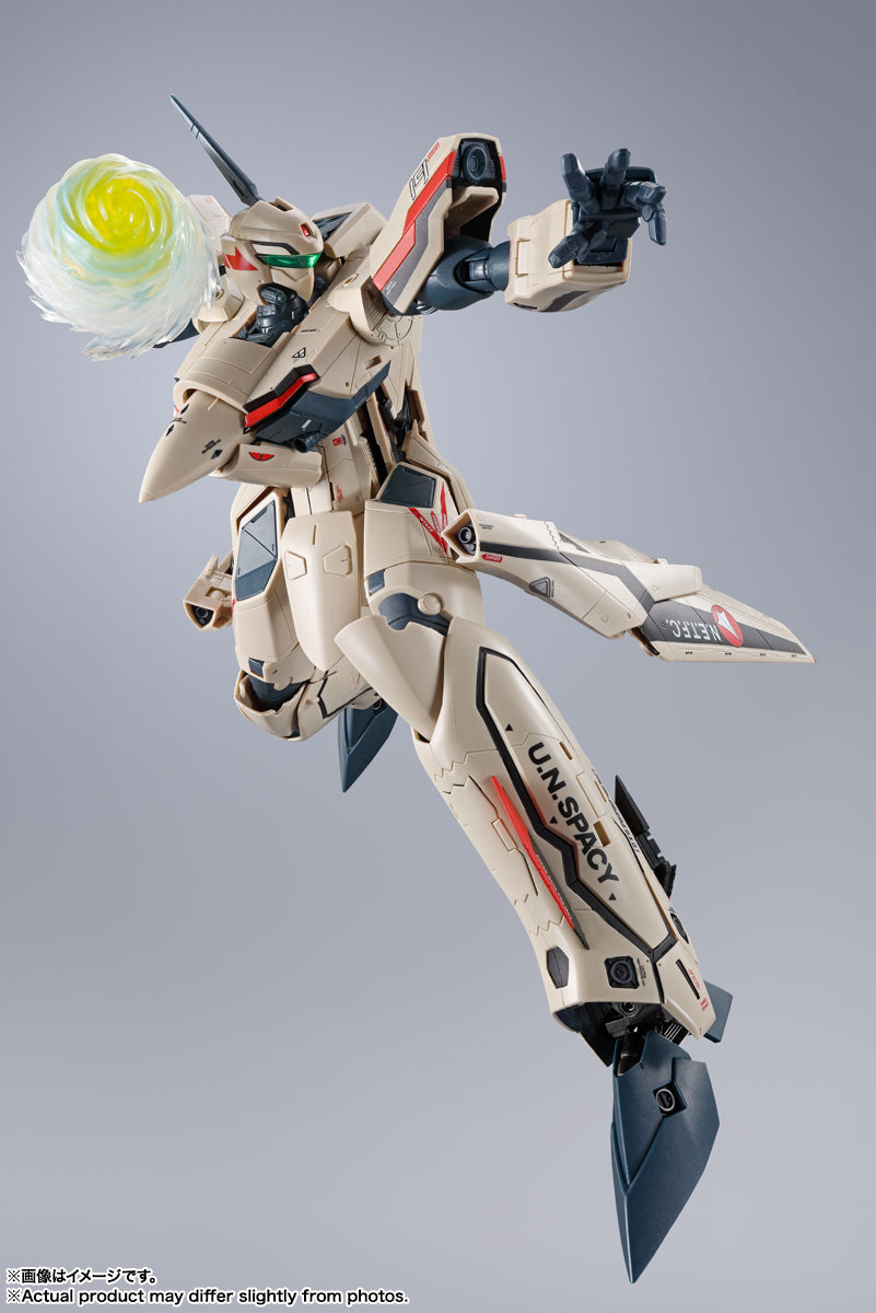 BAS65515 Bandai Tamashii Nation DX Chogokin YF-19 Excalibur (Isamu Alva Dyson USE) Action Figure 4573102655158