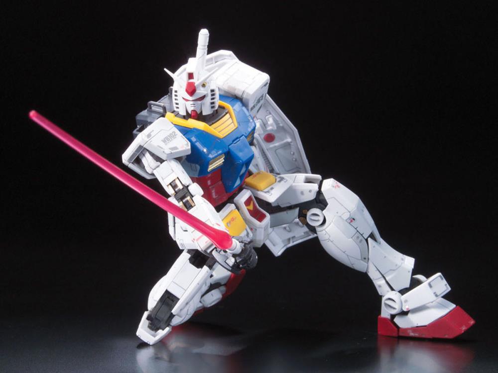 BAS2101510 Bandai RG 1/144 RX-78-2 Gundam Model Kit