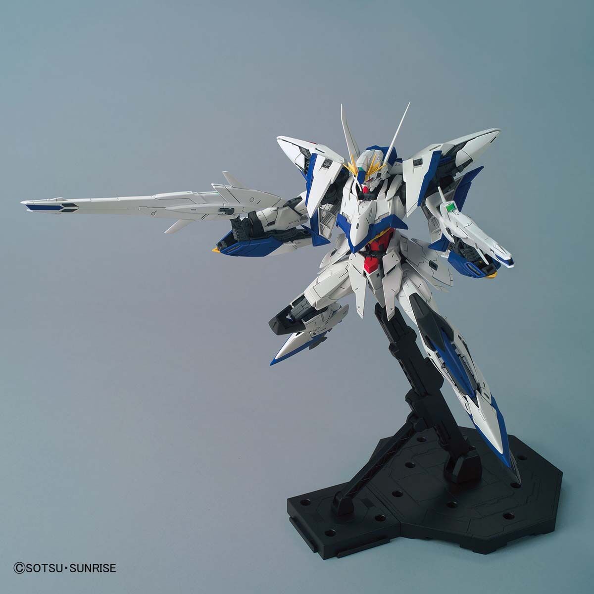 BAS2563437 Bandai MG 1/100 Eclipse Gundam Model Kit