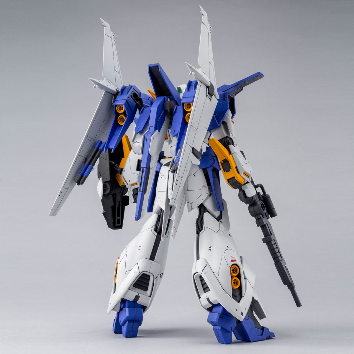 Bandai RE/100 1/100 Gundam Lindwurm Model Kit