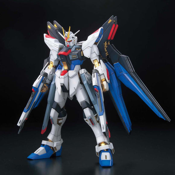 Bandai MG 1/100  ZGMF-X20A Strike Freedom Gundam Full Burst Mode